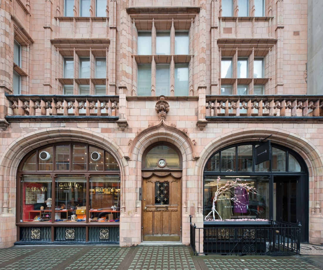 105 Mount Street, London 2014 by Leslie Hossack