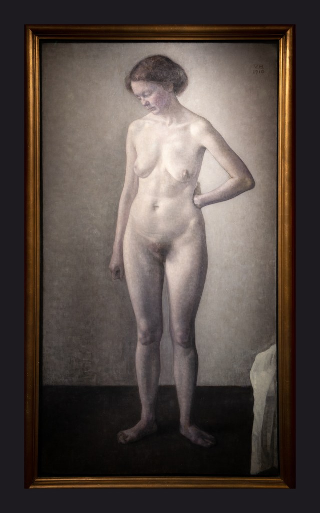 18 1910, Female Nude by Leslie Hossack